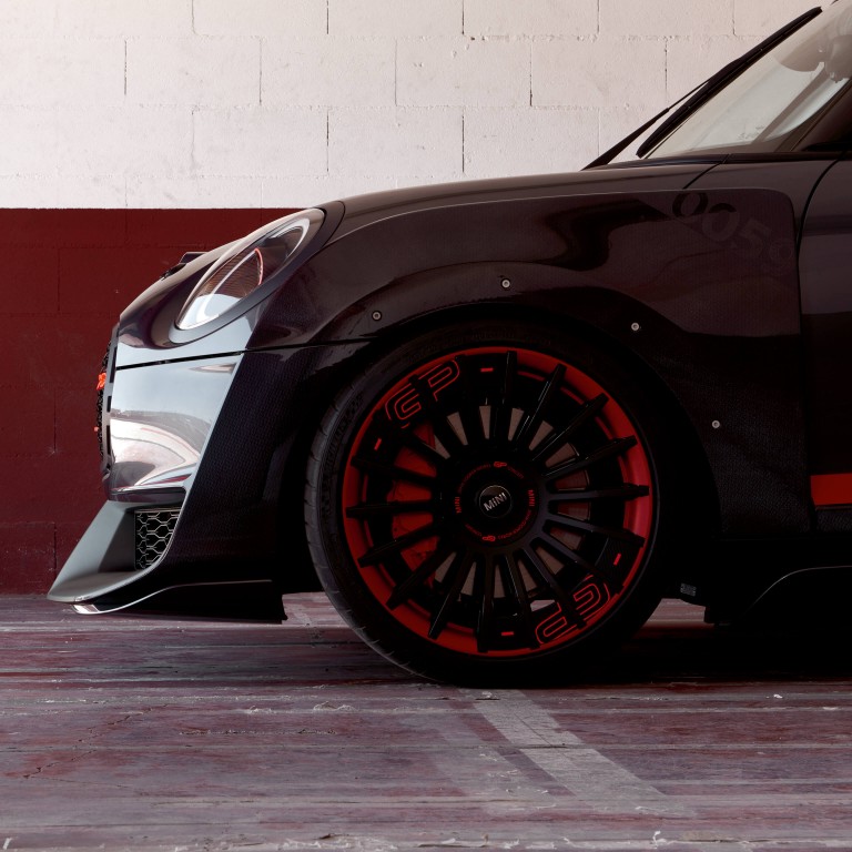 MINI John Cooper Works GP Concept – side view/wheel